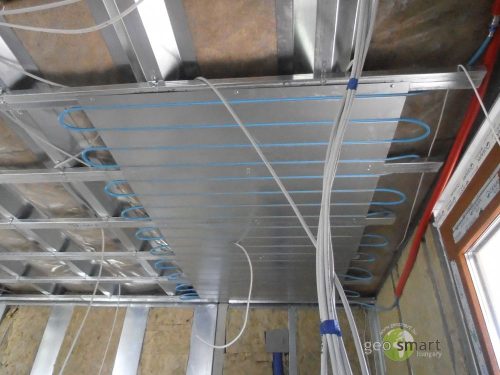 40x100 könnyűszerkezetes rendszerlemez 16 mm külső átmérőjű csövekhez. Szeretne egy mintát a lemezből? Hívjon!